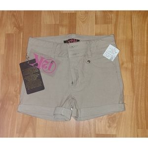 🆕️ Girls Khaki Shorts